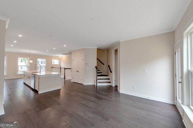 Building Photo - 1807 Brandsford St NW