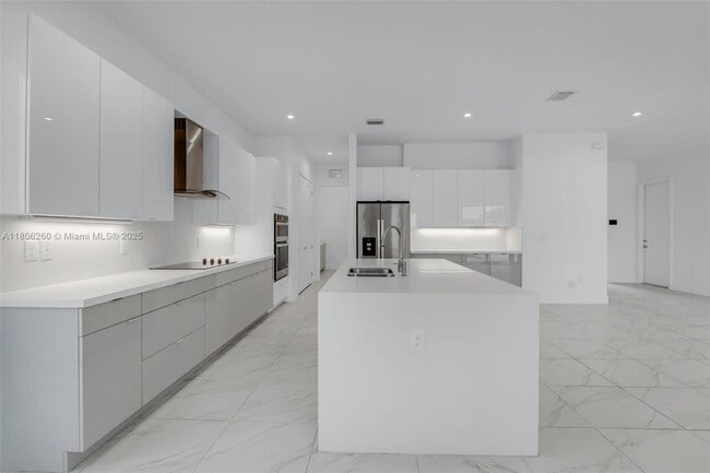 Building Photo - 4309 SW 176th Ave