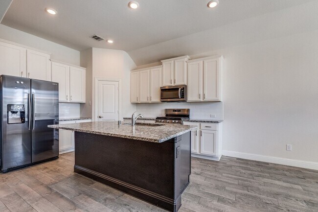 Building Photo - 6224 Cheshire St