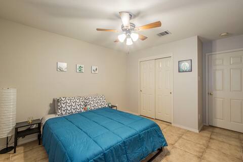 Building Photo - 16201 Mones Ln