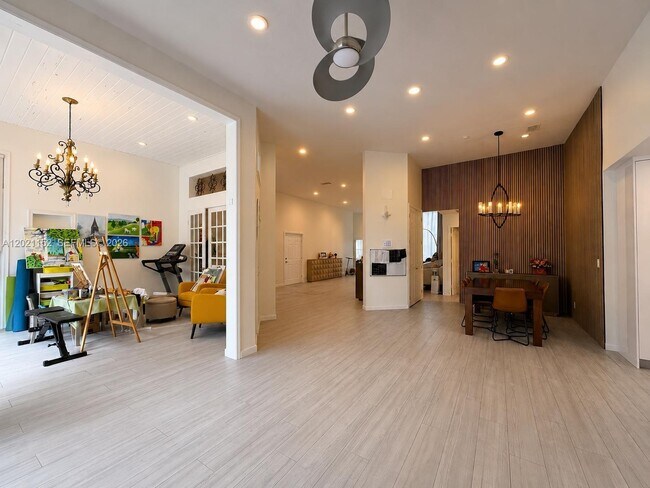 Building Photo - 2616 Oakbrook Ct