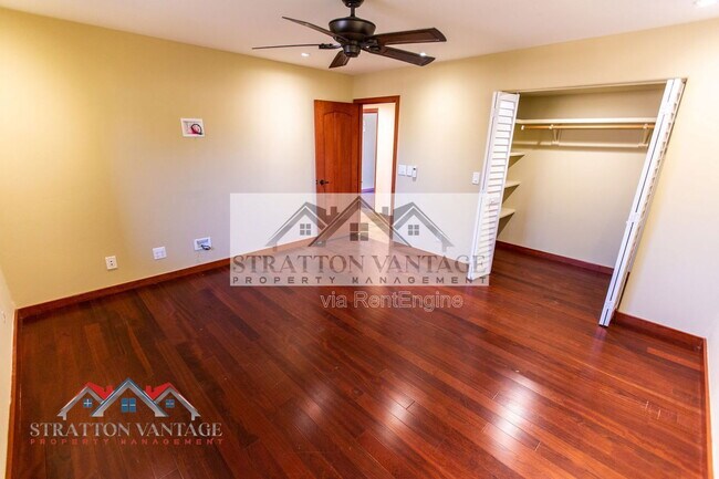 Building Photo - 39614 N 7th St