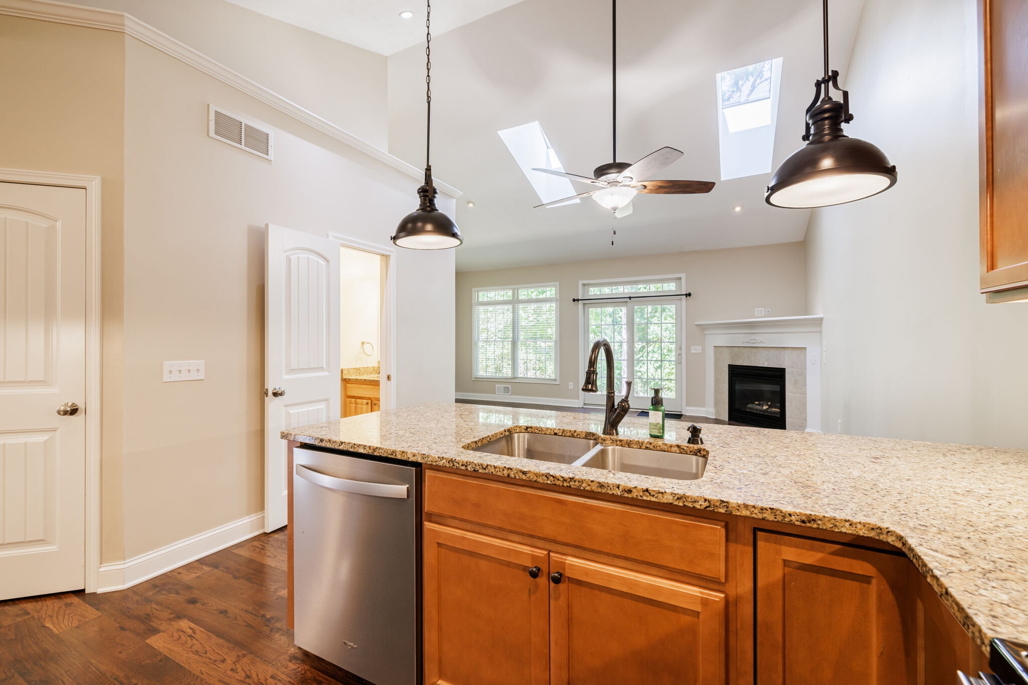 Building Photo - 148 Fenton Rd