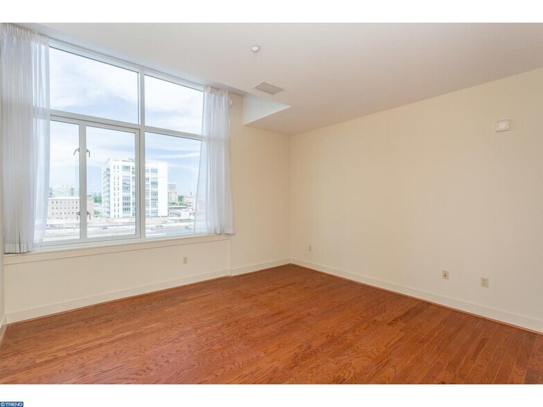 Building Photo - 23 S 23rd St