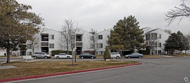 Building Photo - Covewood Village Apartments