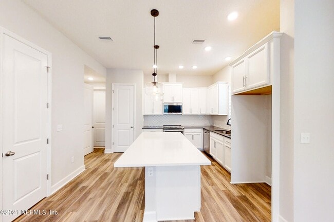 Building Photo - 11496 Fathom Ct