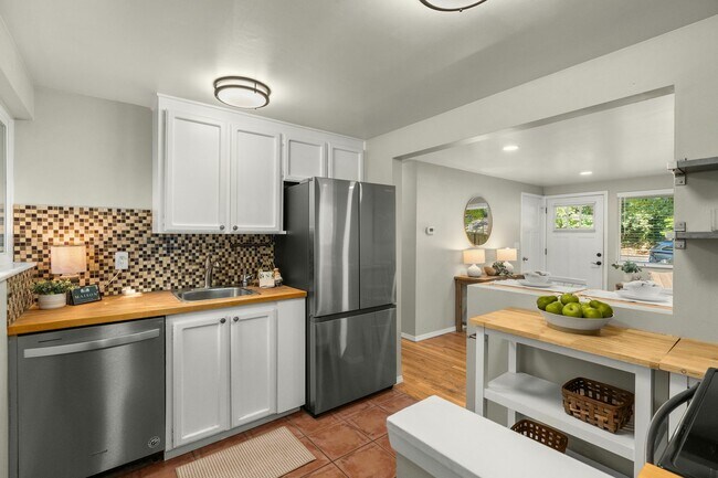 Building Photo - 123 Martin Luther King Jr Way