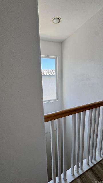 Building Photo - 973 Yosemite Dr