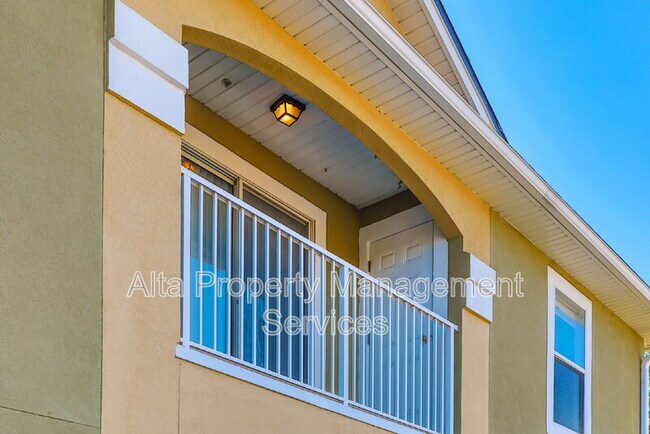 Building Photo - 6860 Skaff Ave