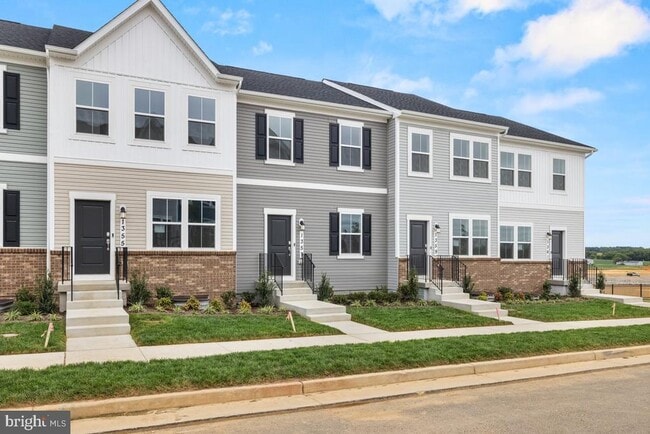 Building Photo - 1357 Cedar Vly Rd