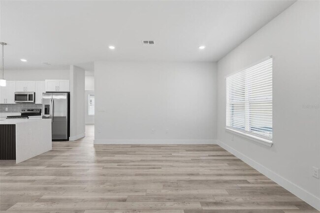 Building Photo - 16475 SE 89th Terrace