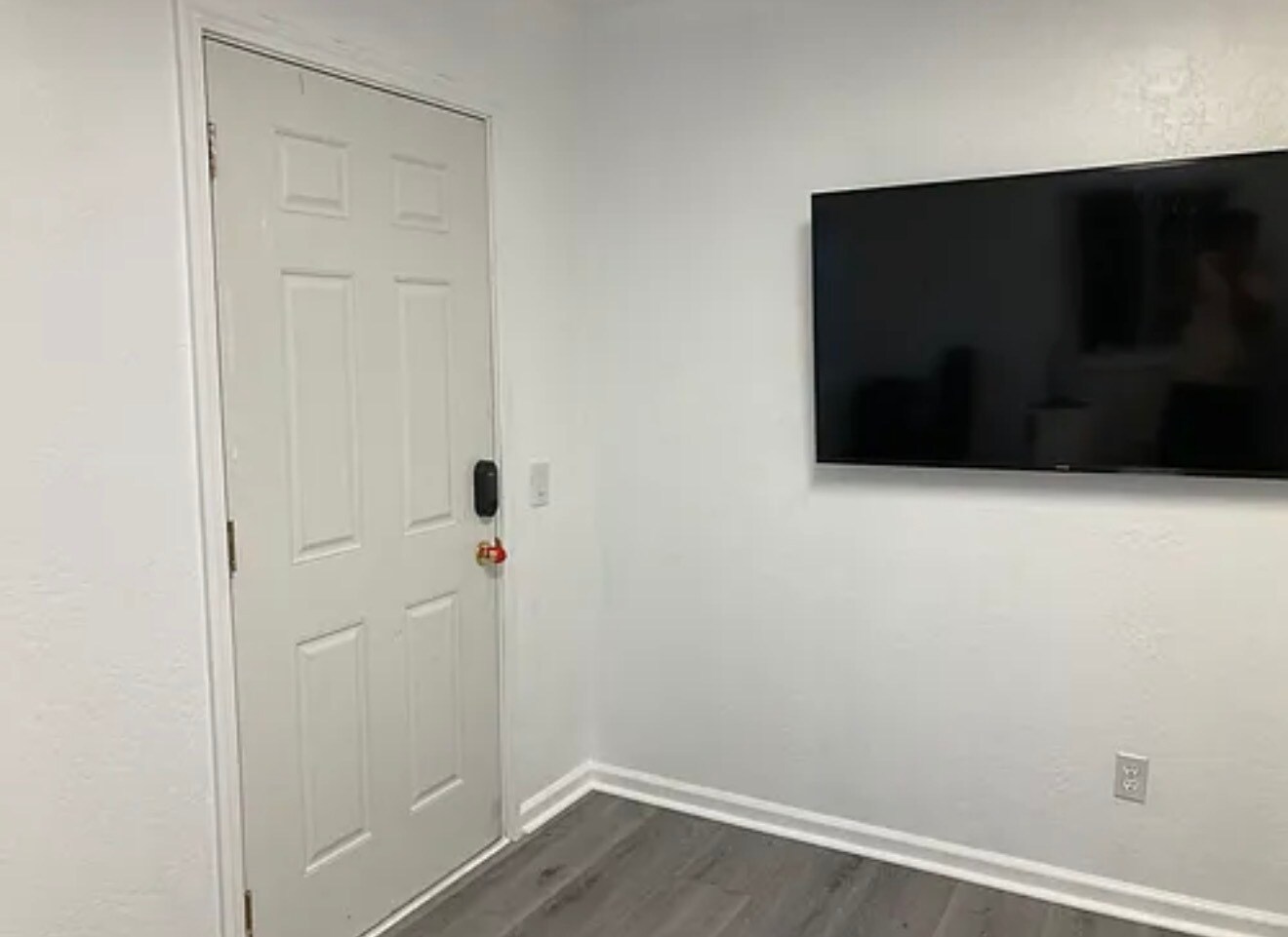 Building Photo - 1775 Monrovia Dr
