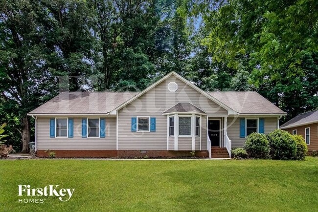 Primary Photo - 1109 Cedar Ridge Dr