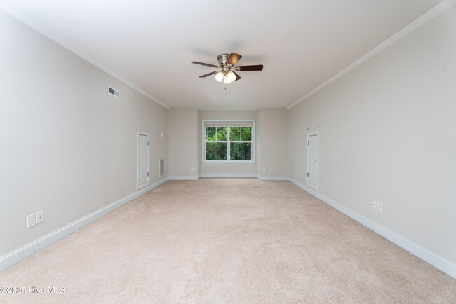 Building Photo - 103 Creek End Ct