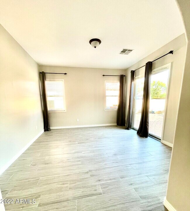 Building Photo - 2289 E Aster Dr