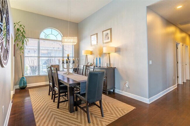 Building Photo - 10525 Cory Lake Dr