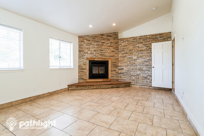 Building Photo - 14800 Farmington Street, Hesperia, CA, 92345