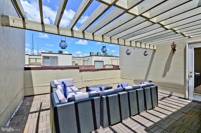 Building Photo - 5401 9th St NW