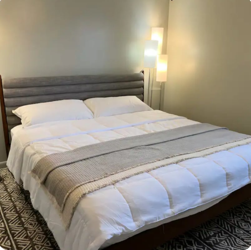 Building Photo - 2775 Bayview Way