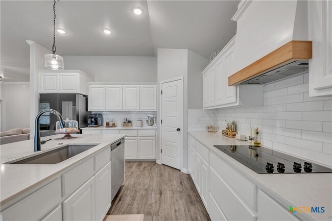 Building Photo - 7611 Iridium Dr