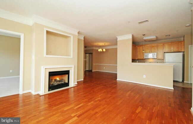Building Photo - 12185 Abington Hall Pl