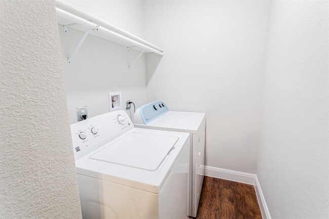 Building Photo - 1909 Morrow St