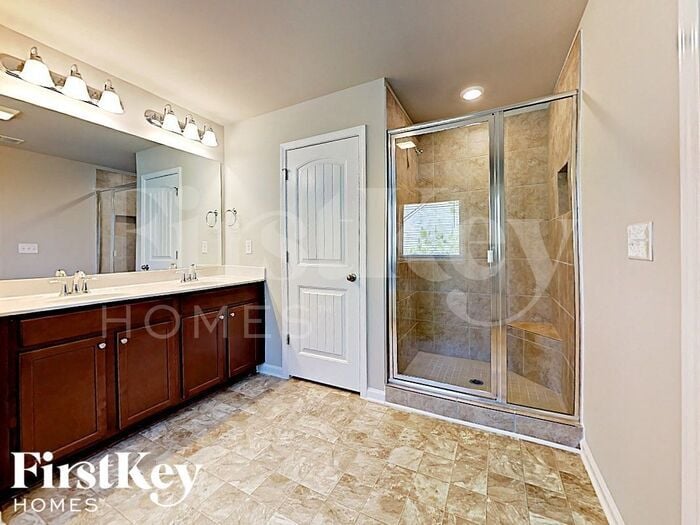 Building Photo - 3196 Baylor Cir