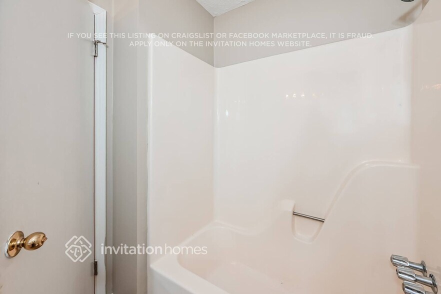 Building Photo - 2727 King Arthur Ct