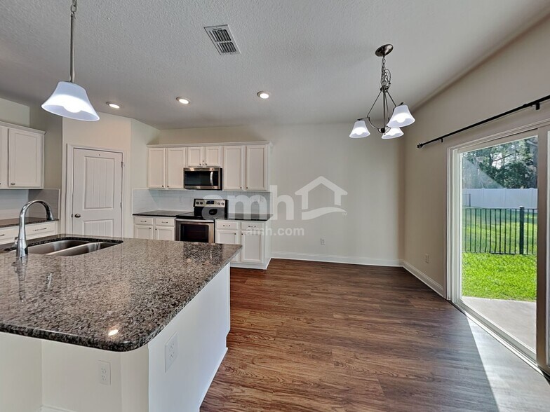 Building Photo - 3154 Creek Village Ln