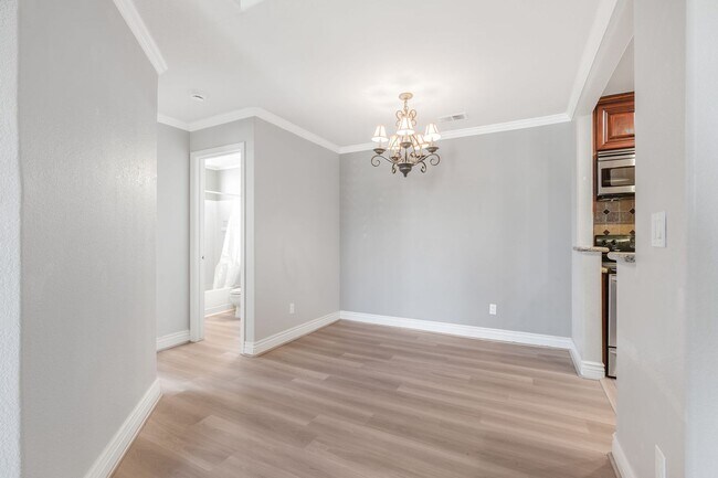 Building Photo - 2-Bedroom/2 bath near Almaden Lake! - $3,400/mo