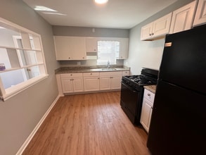 Building Photo - 2235-2237 Vermont St