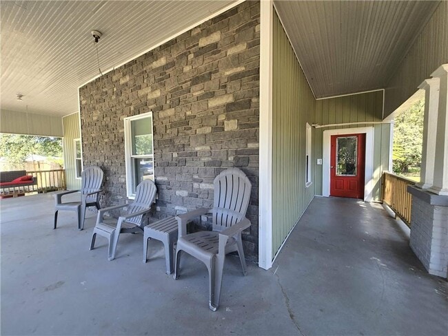 Building Photo - 947 Troupe St