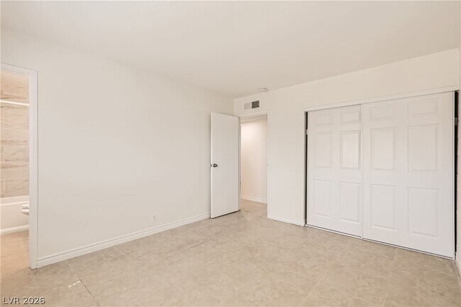 Building Photo - 4820 Marnell Dr