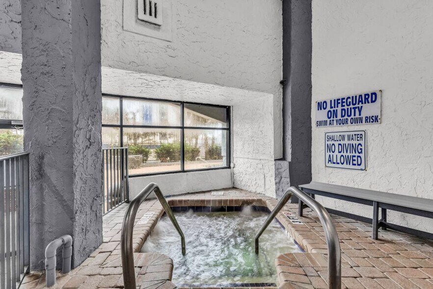 Building Photo - 2001 S Ocean Blvd