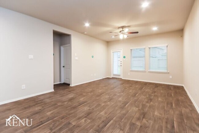 Building Photo - 2407 Heeney Pk Ln