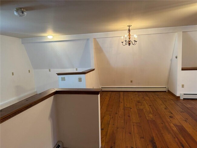 Building Photo - 31 Powel Ave