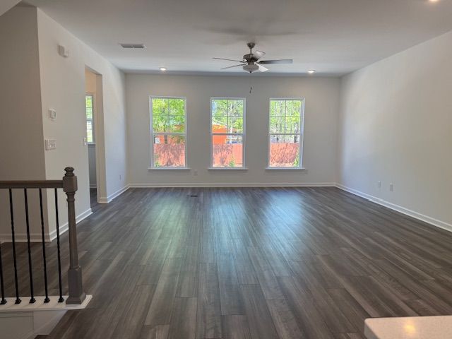 Building Photo - 6212 kenbrook Dr