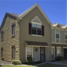 Building Photo - 18626 N 33rd Dr