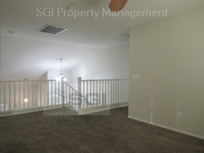Building Photo - 25575 W Winslow Ave
