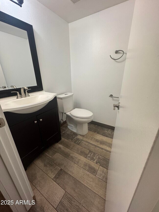 Building Photo - 4170 E Spring Meadows Cir