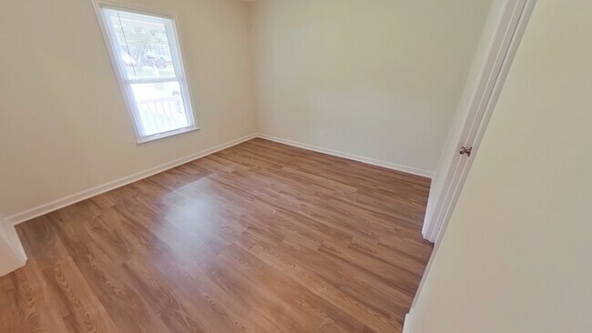 Building Photo - 6778 Buttermere Dr