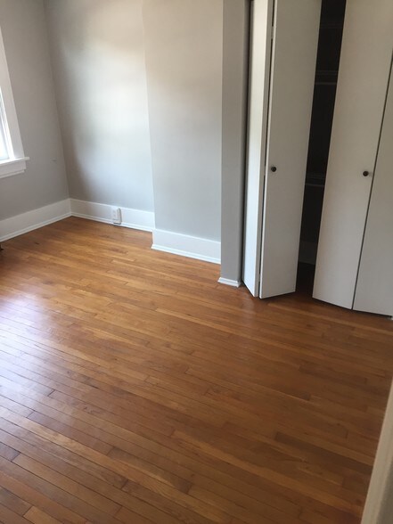 Bedroom - 1805 Middle St