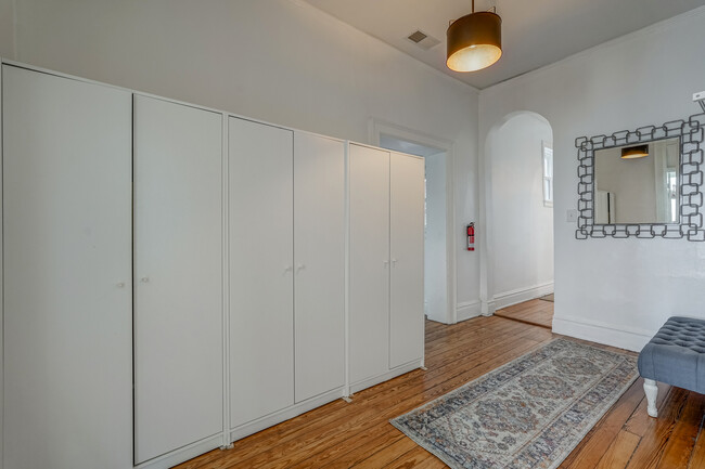 Hallway with wardrobe storage - 719 N Meadow St