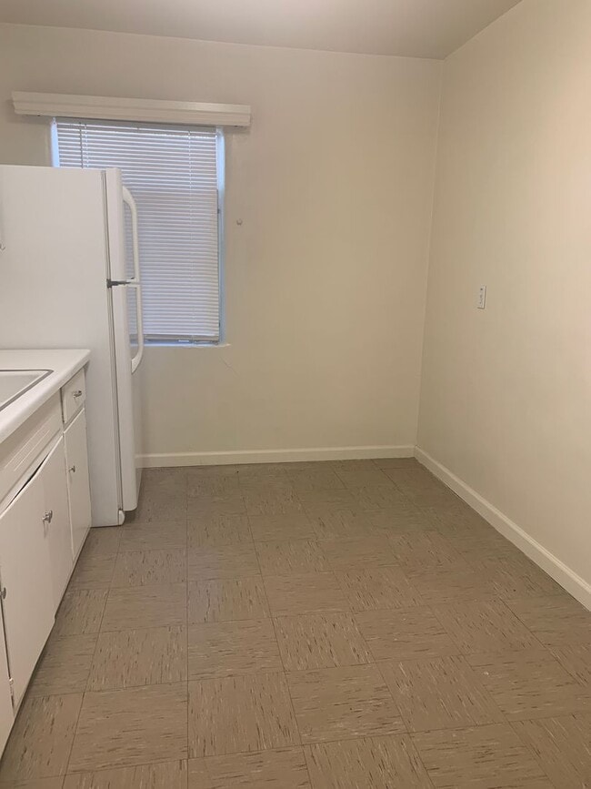 Building Photo - Beautiful Apartment Community with Residential Courtyard