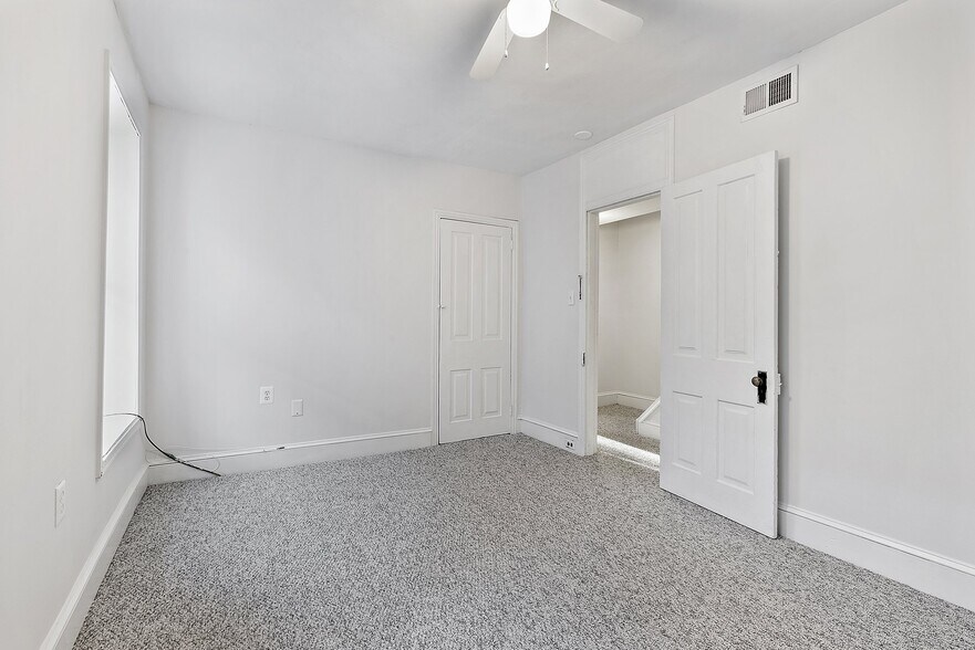 Building Photo - 4215 Boone St