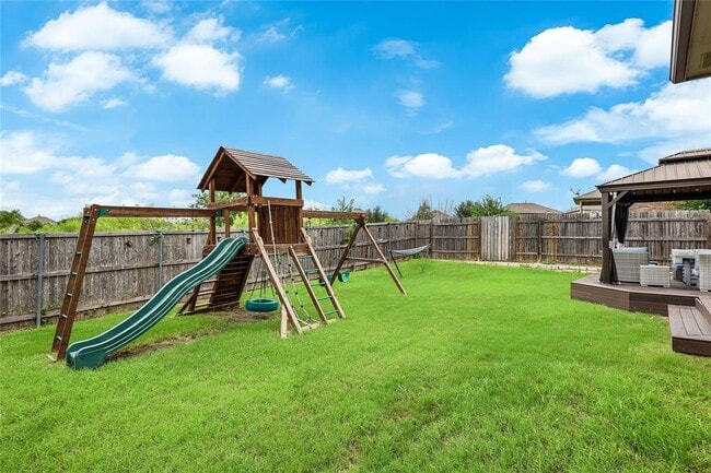 Building Photo - 7013 Armagh Dr