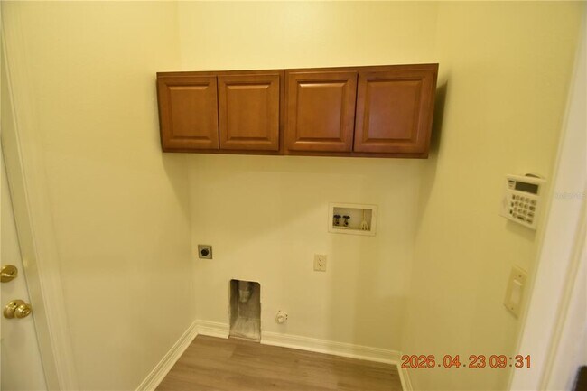 Building Photo - 30633 Totteridge Pl