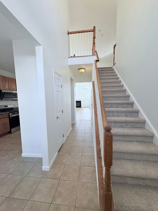 Building Photo - Charming 3 beds 2.5 baths in The Reserves of Beavercreek!