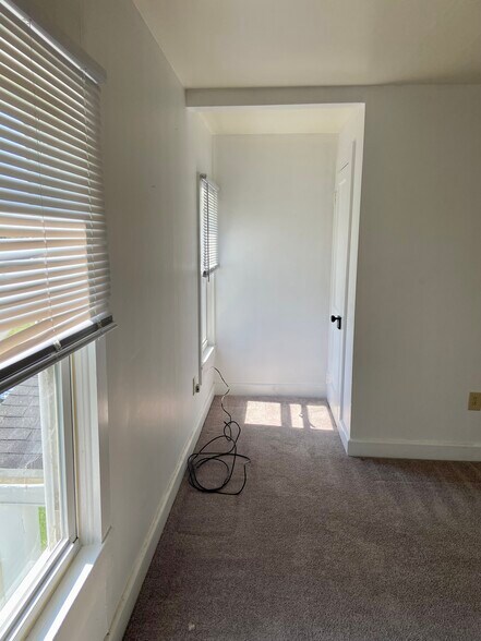 Bedroom - 107 Jackson St