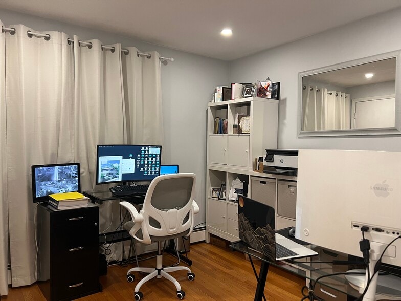 Building Photo - 51 Dawes St